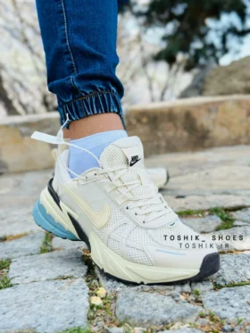 کتونی نایک V2K رنگ کرم