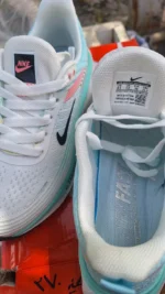 کفش نایک زوم zoom رنگ سفید فیروزه ای