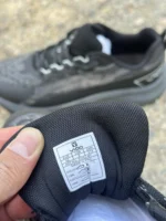 کفش ویکو مدل r1002 مشکی
