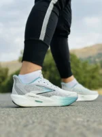 کتونی بروکس مدل Hyperion Max Gale 2 طوسی آبی