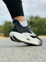 کتونی بروکس مدل Hyperion Max Gale 2 مشکی زیره سفید