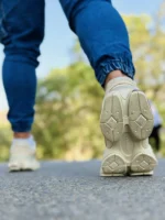 کفش نیوبالانس 9060 کرم