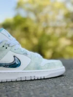 کفش نایک مدل dunk dragon سبزآبی زنانه و دخترانه