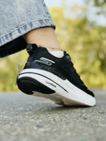 کفش اسکیچرز مدل max road 6 مشکی با زیره سفید