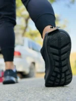 کفش اسکیچرز مموری فوم مدل کوانتوم فلکس – طبی مشکی