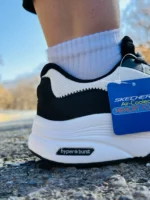 کتونی اسکیچرز مدل go walk رنگ سفید مشکی